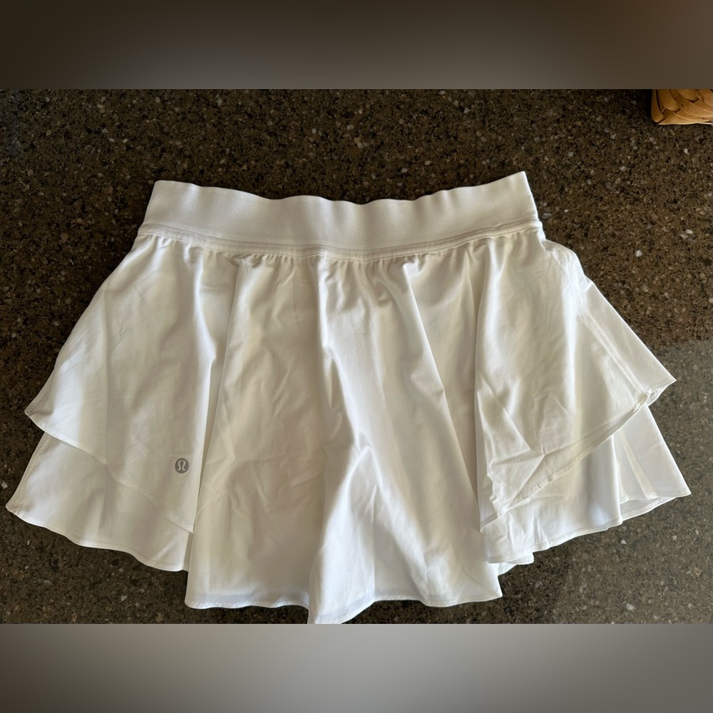 Lululemon Court Rival Skirt - Picture 2 of 6